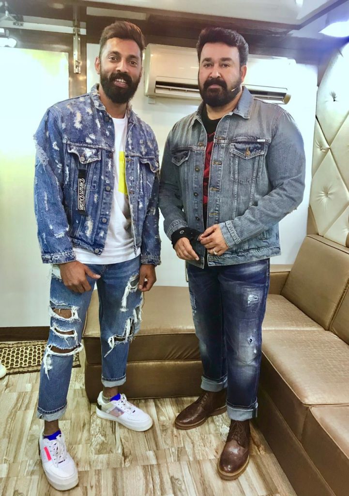 Jishad Shamsudeen with Mohanlal